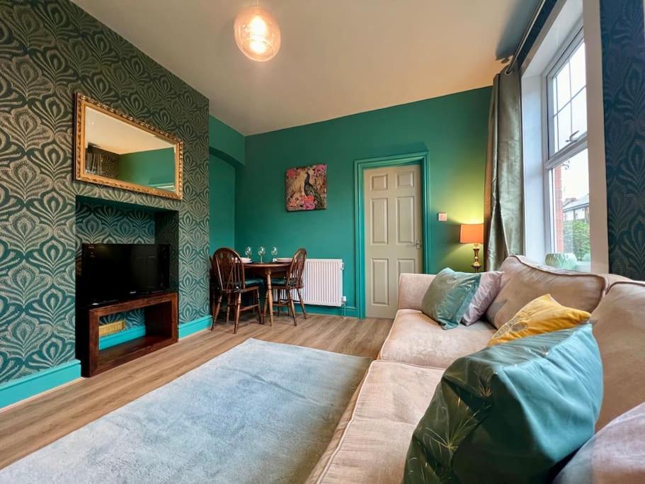 Ferienwohnung The Rose- Grd Floor, 2-5 Beds, Smarttv, Uni, Tram, M250 Fibre Nottingham Exterior foto